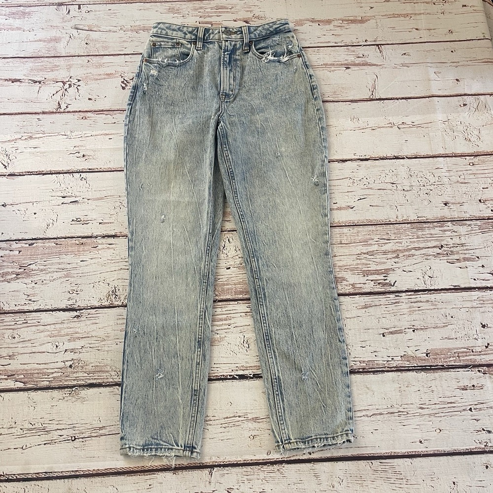 Abercrombie & Fitch Women's 26/2 Blue Mom Jeans High Rise Light Blue Wash Casual